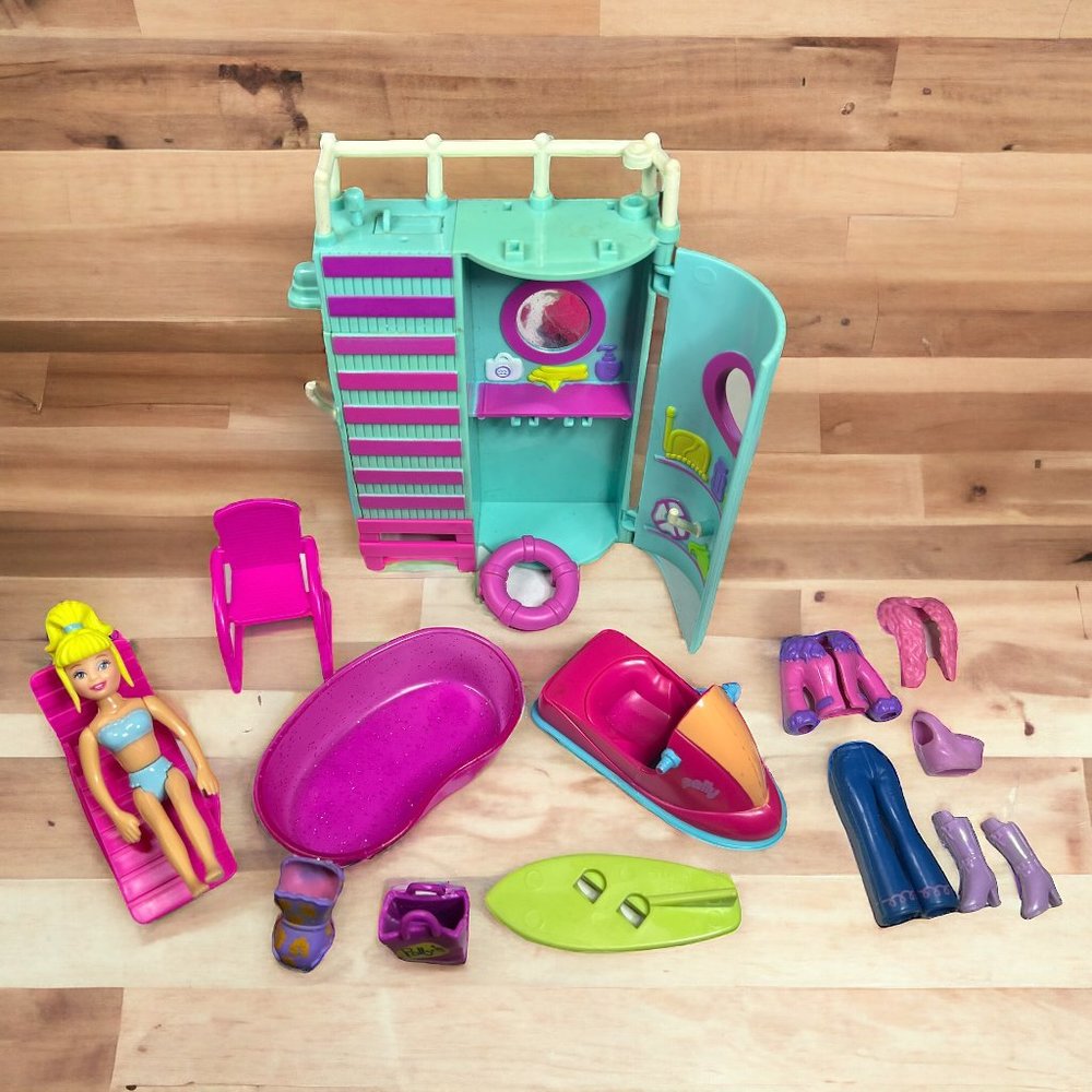 Lot of 16 Pcs Vintage 2002 Polly Pocket Figure and Lifeguard Beach Playset